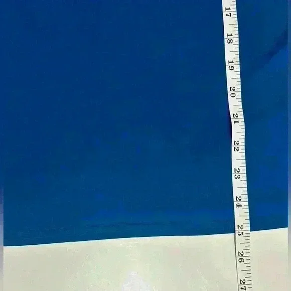 Amazon Real Essentials Dry-Fit Long Sleeve T-Shirt Women’s Size Med Royal Blue - Picture 6 of 9